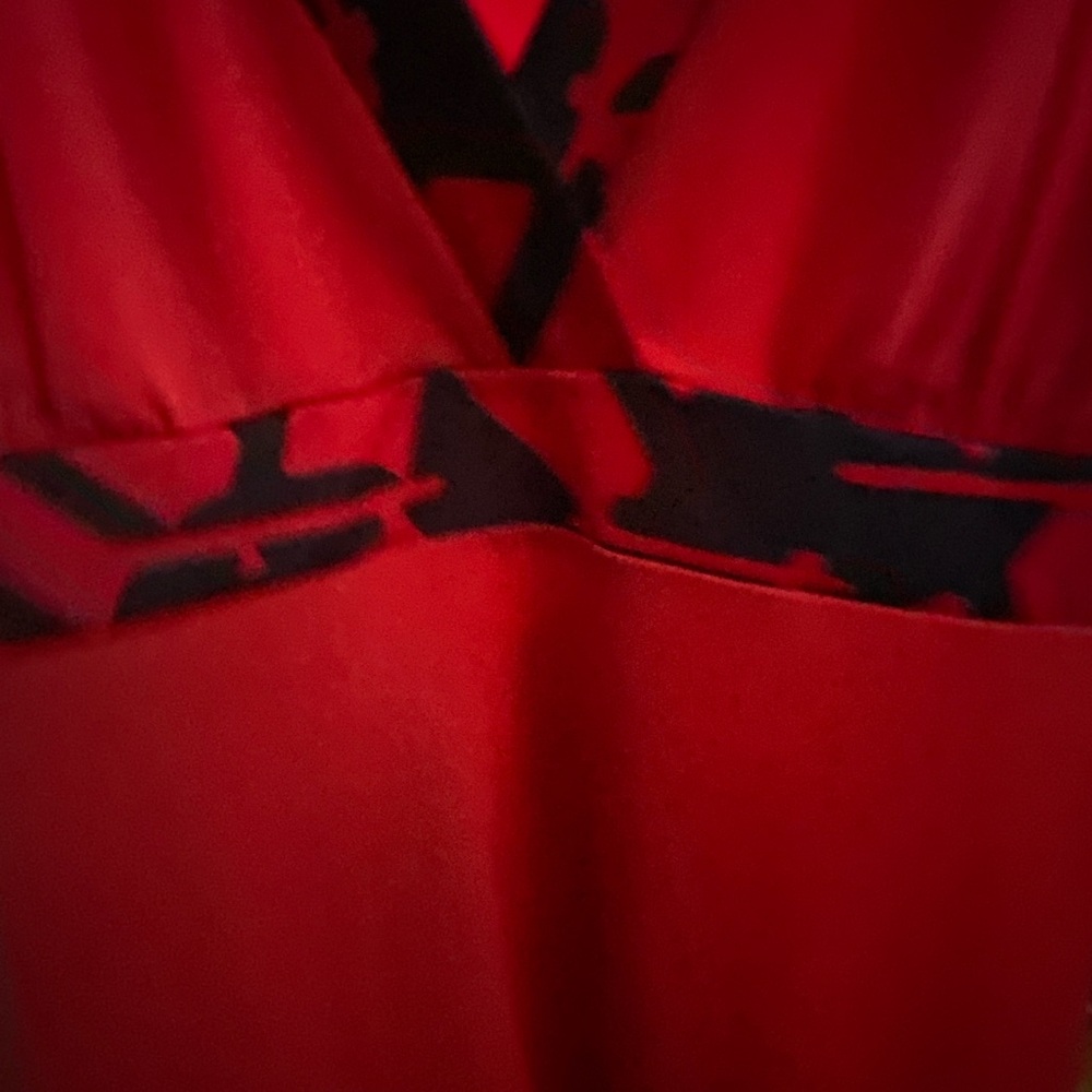 HotTempered Red and Black Chemise with Empire Waist - Picture 4 of 7